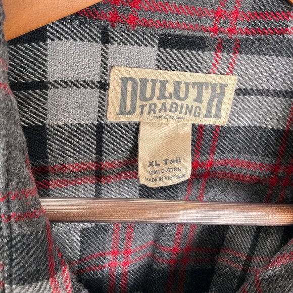 Duluth Shirt Mens XLarge Tall Gray Red Plaid Flannel Heavy Burleyweight Work - Picture 4 of 11